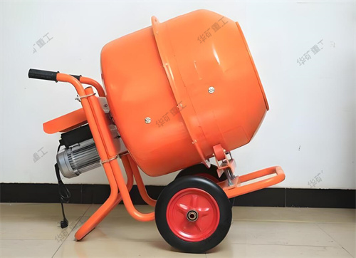 華礦集團(tuán)熱銷產(chǎn)品手推式滾筒攪拌機發(fā)往河南